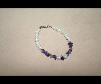 Bracciale in perle + Ametista